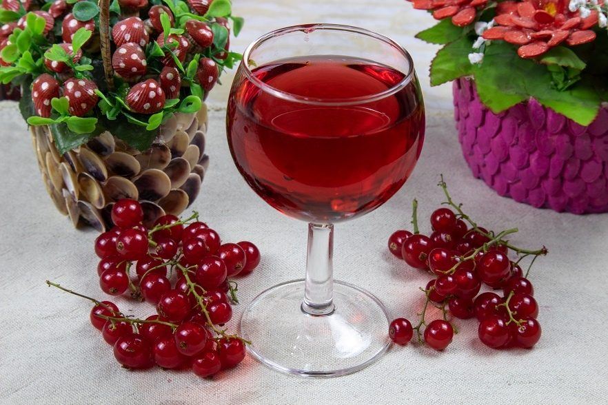 Вино из смородины в домашних условиях