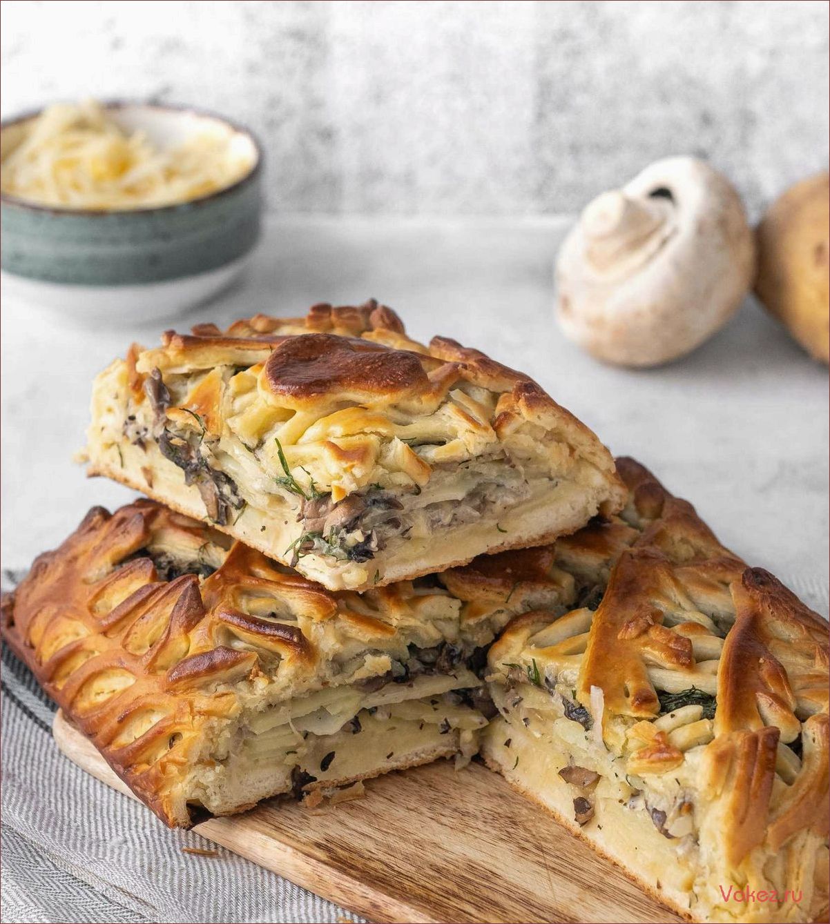 (вкусный, рецепт, пирога, сочной, картошкой) Вкусный рецепт пирога с сочной картошкой, ароматными грибами и нежным курином мясом, который тает во рту!