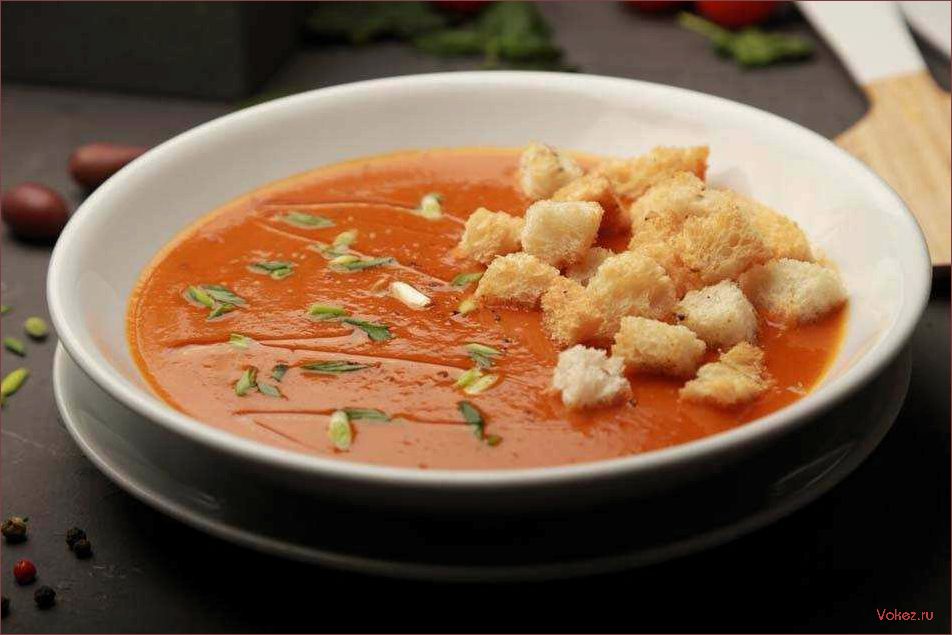 (томатно-огуречный, чесночными, гренками, вкусное, полезное) Томатно-огуречный суп с чесночными гренками — вкусное и полезное блюдо для всей семьи